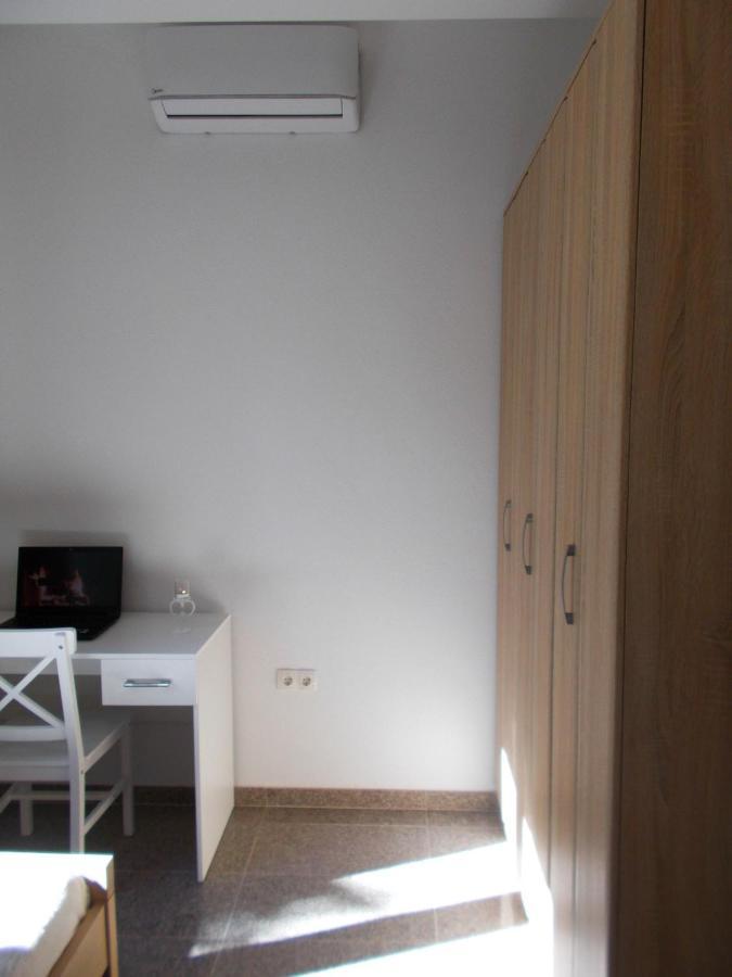 Kovac Riverfront Apartments Mostar Bagian luar foto