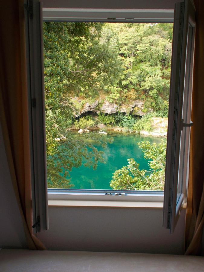 Kovac Riverfront Apartments Mostar Bagian luar foto