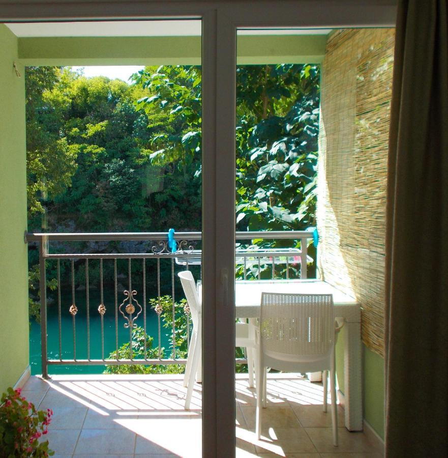 Kovac Riverfront Apartments Mostar Bagian luar foto
