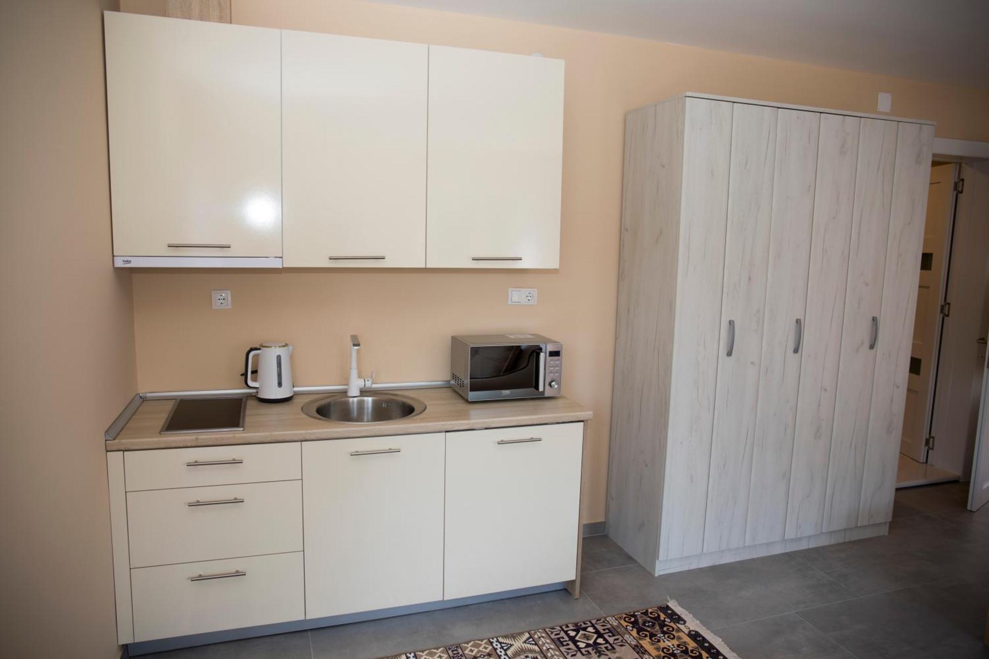 Kovac Riverfront Apartments Mostar Bagian luar foto