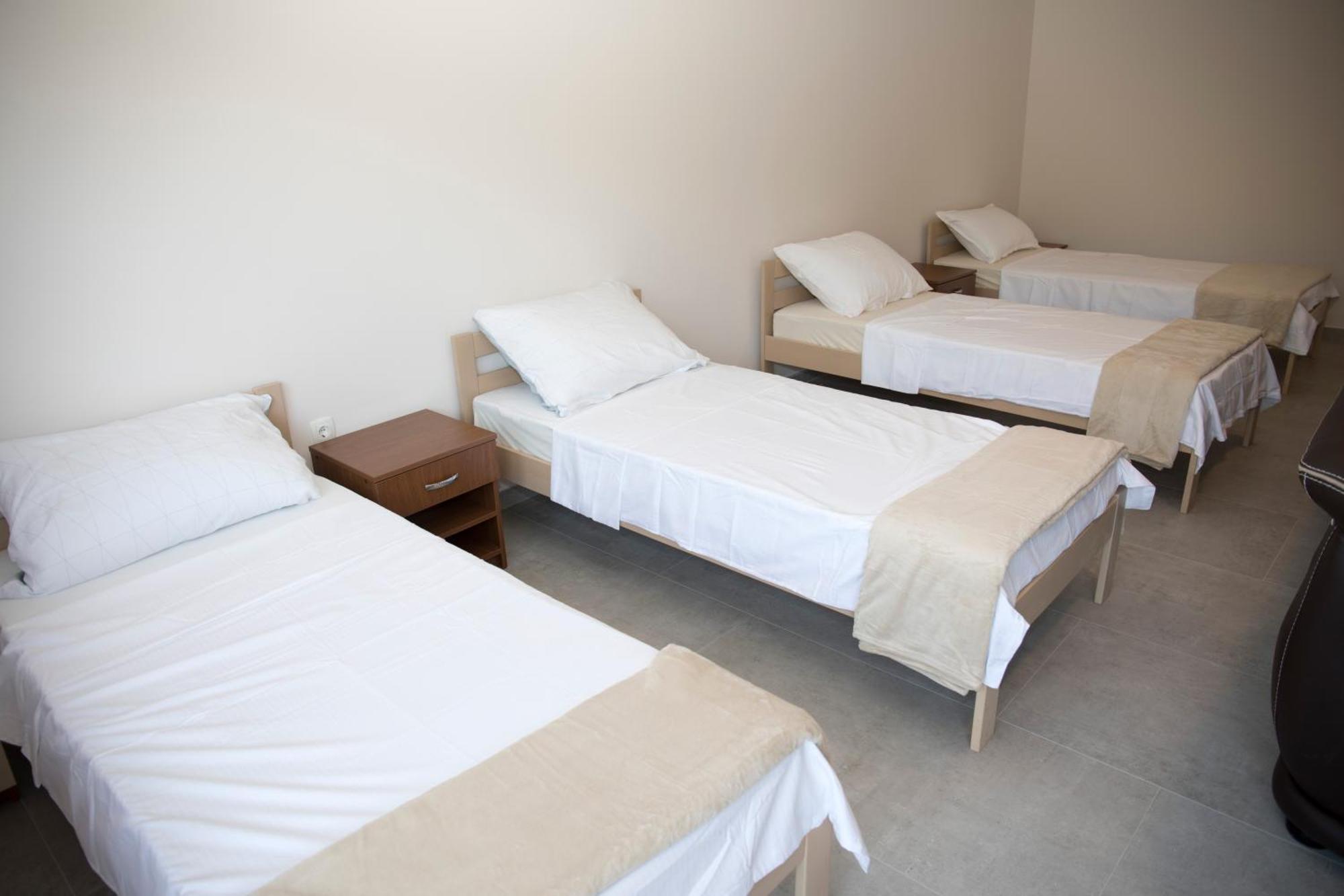 Kovac Riverfront Apartments Mostar Bagian luar foto